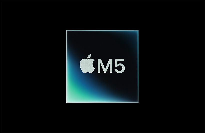 Multiple app windows displayed in an Environment, including Mail, Image Playground, and Mac Virtual Display
